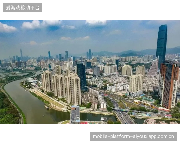 深圳新鹏城左右切换速度极高：在无缝节拍中遇见未来生活